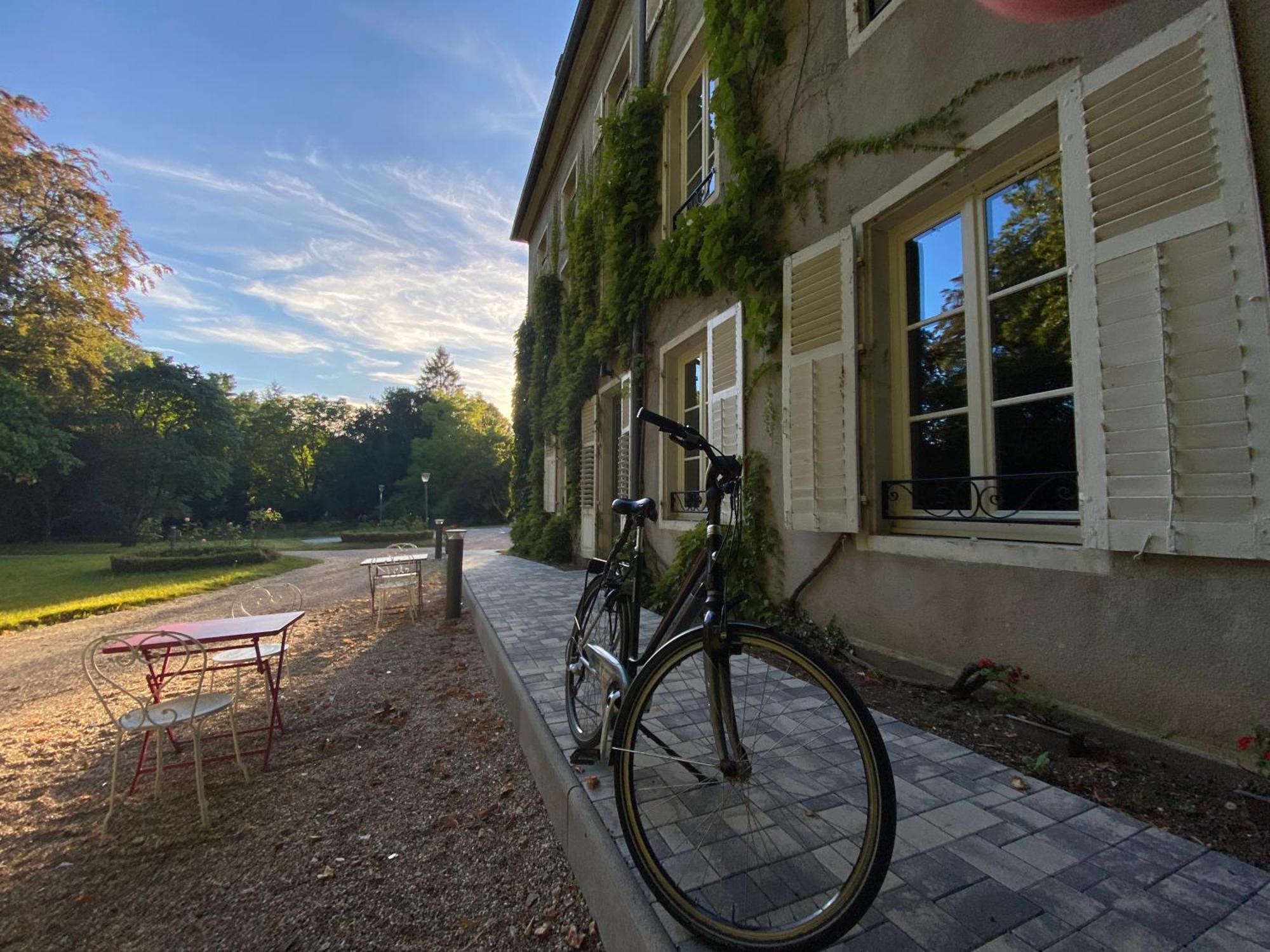Logis Hotel Du Parc Pont-à-Mousson Εξωτερικό φωτογραφία